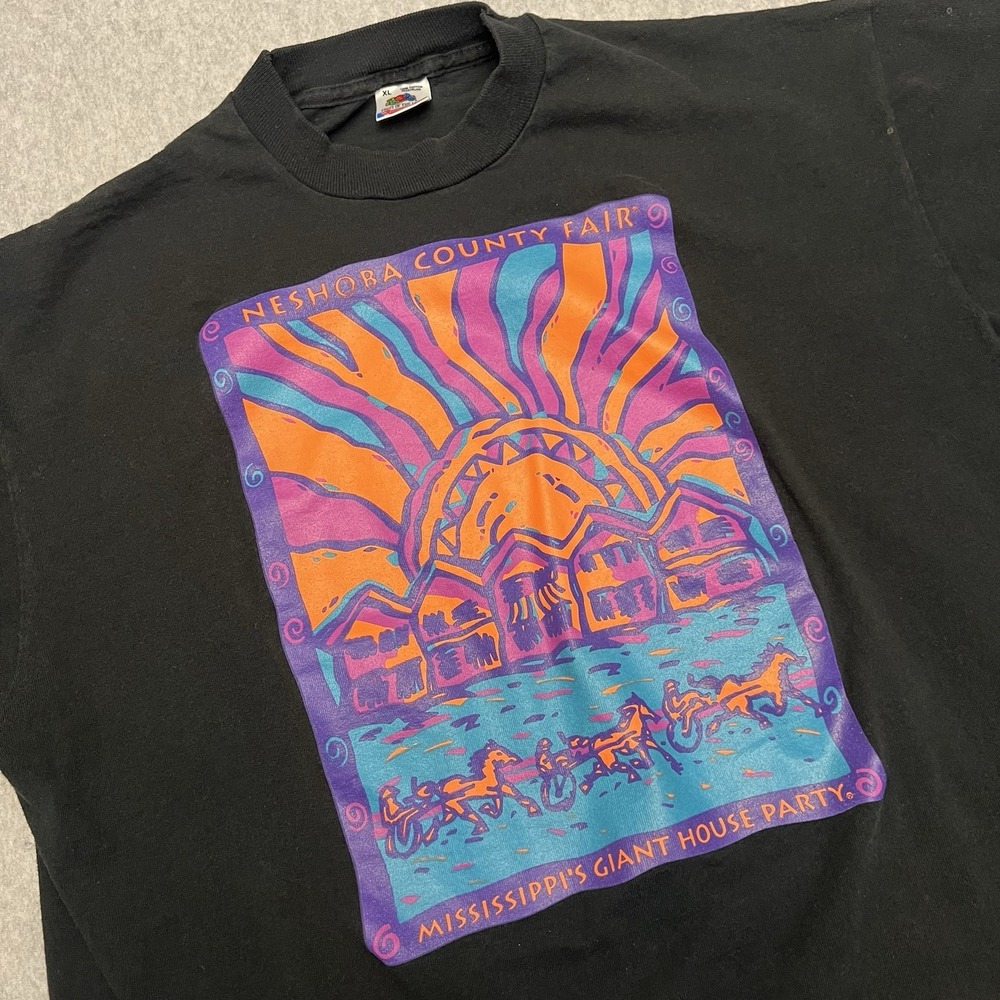 Vintage Fruit Of The Loom Shirt Men XL Black Graphic Puff Paint Single Stitch 90
